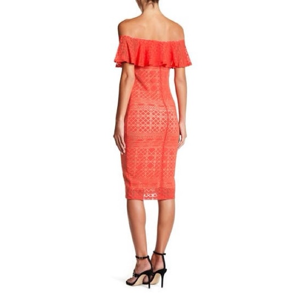 Ruffled Off-the-Shoulder Bodycon Dress - Picture 2 of 2